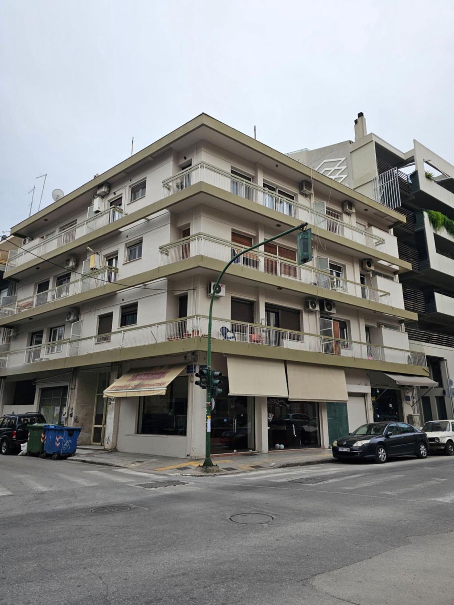 Elektra'S Apartment#2 1St Fl, Διαμέρισμα Στο Κέντρο Της Λάρισας Με Δωρεάν Parking Exterior photo